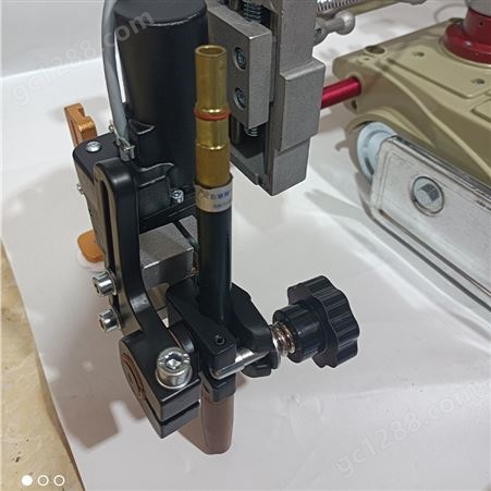上海华威CG1-30S摆动式自动焊接小车 气保焊二保焊小车 摆动器