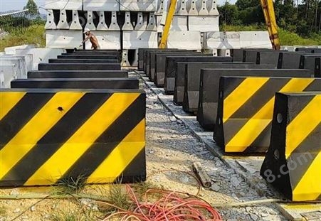 大启模具 公路隔离墩钢模具 防撞墙混凝土浇筑钢结构模型支持定制